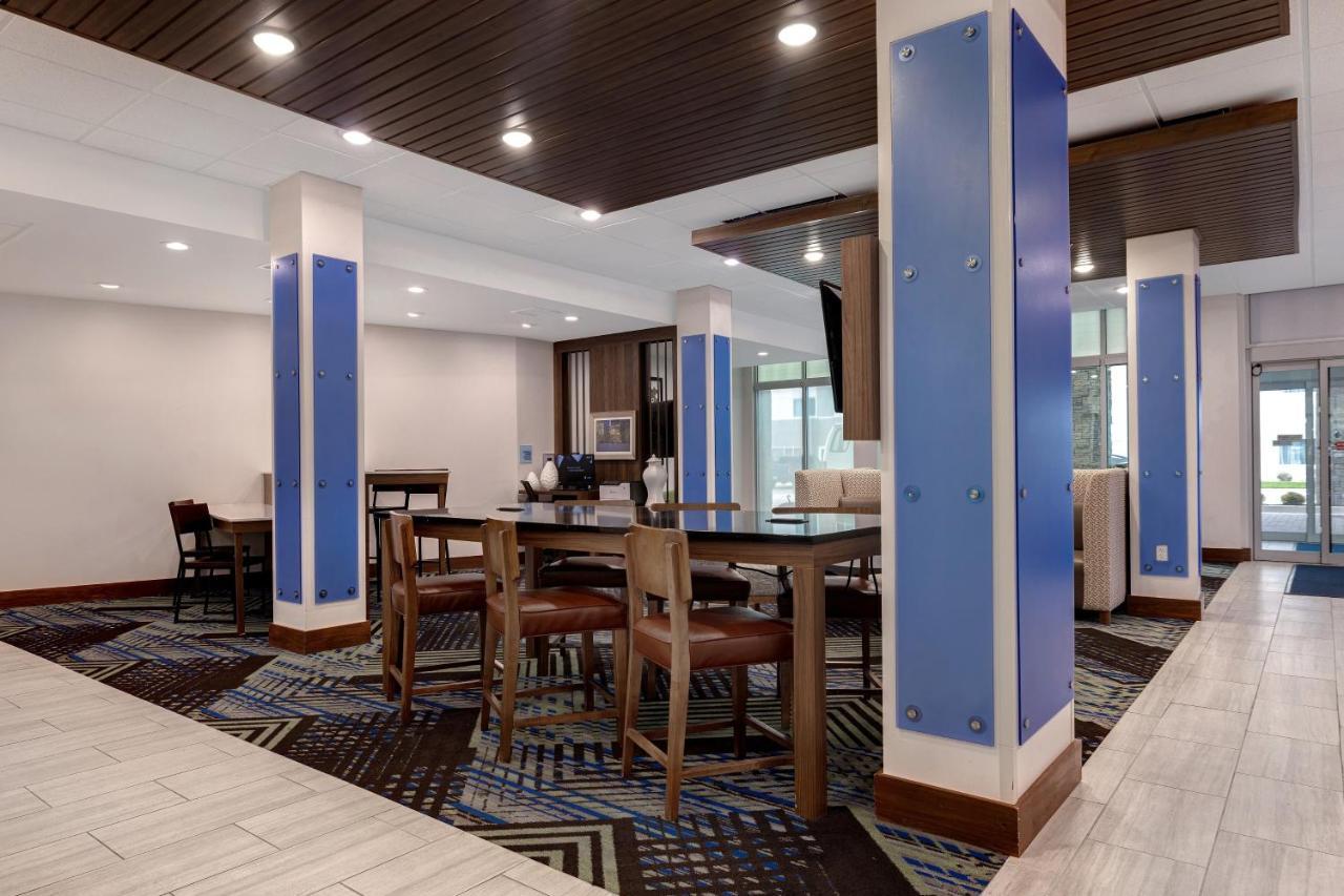 Holiday Inn Express & Suites - Grand Rapids South - Wyoming By Ihg Buitenkant foto