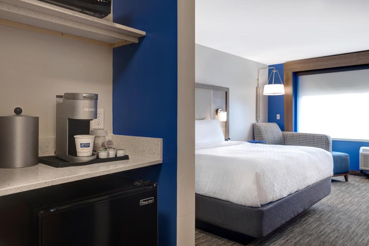 Holiday Inn Express & Suites - Grand Rapids South - Wyoming By Ihg Buitenkant foto
