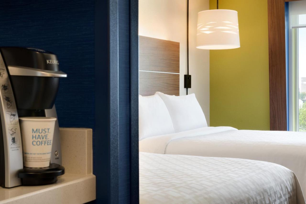 Holiday Inn Express & Suites - Grand Rapids South - Wyoming By Ihg Buitenkant foto